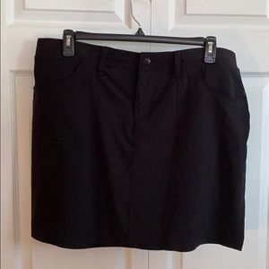Black Skort, front and back pockets Wrinkle free